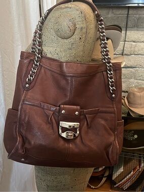 Y2K Makowsky Leather Chain-Handle Shoulder Bag in Chestnut Brown